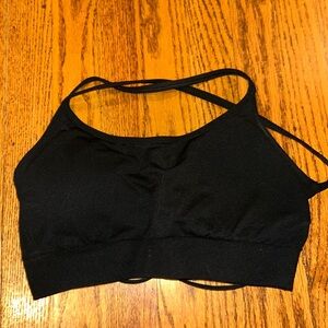 NVGTN sports bra